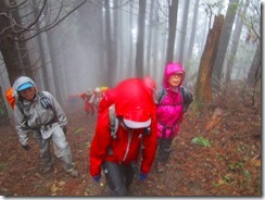 17 雷山への上り