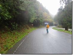 16 雷山登山口に向かいます