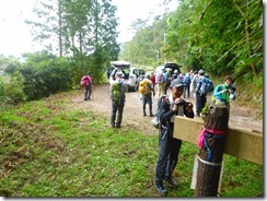 1-32元の登山口に下山しました