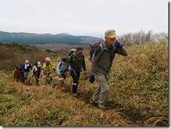 2-05少しの上りで大矢岳へ向かいます