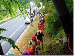 01筏津登山口出発