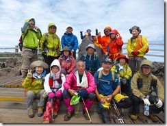 17漢拏山山頂にて登頂写真