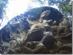 2-09天狗岩、双石山の名前の由来です