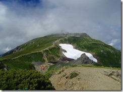 2-23白馬山荘を望む