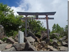 3-10山頂の鳥居