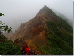 3-08水晶岳を後にします