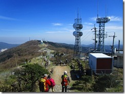 33 背振を下山します