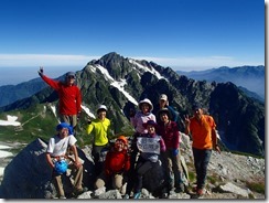 3-06別山東峰にて剱岳をバックに素晴らしい写真