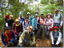 37津波戸山にて登頂写真