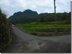 ③登山口入り口