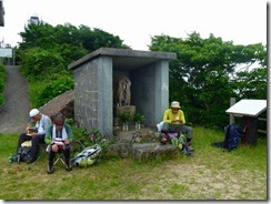 2-18八幡岳で昼食にしました