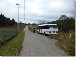 35岩田運転手さんが途中まで車で迎えてくれました。感謝です。