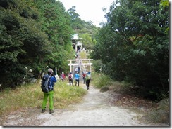 19金立神社上宮 手前