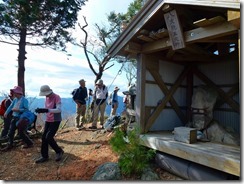 17中摩殿畑山山頂到着P1070971