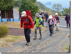 06登山開始