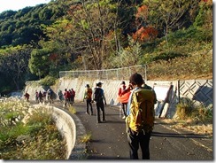 48駐車場へ向かいます