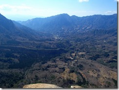 1-10鹿川と釣鐘山