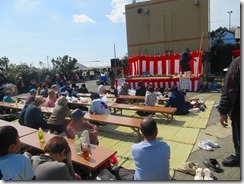 24-0お祭りがあり、椿ご飯やイカ焼きも食べました