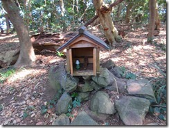 19祇園山の祠