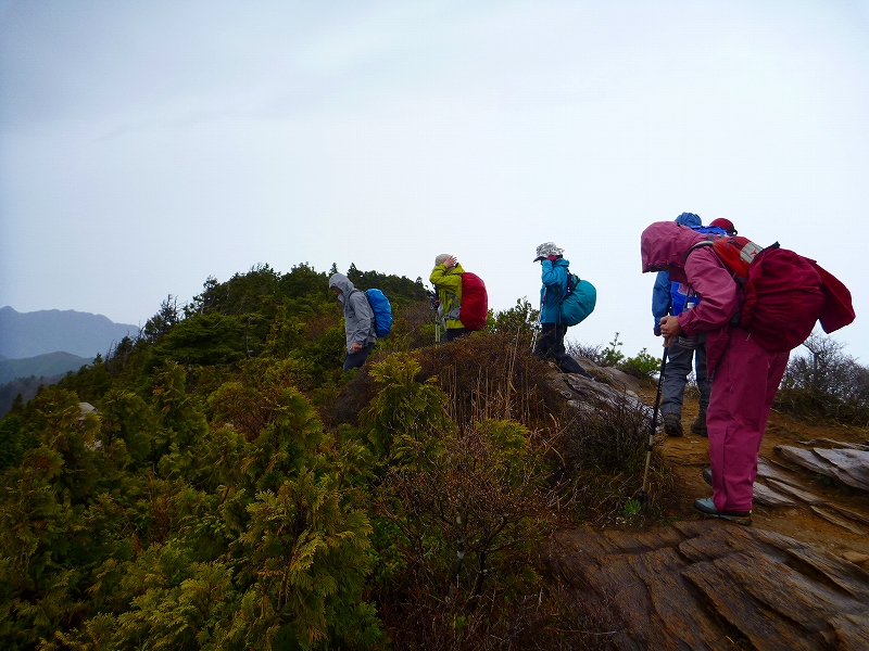 東赤石山 西赤石山縦走 山のサロン 山旅の企画 サンサン山倶楽部